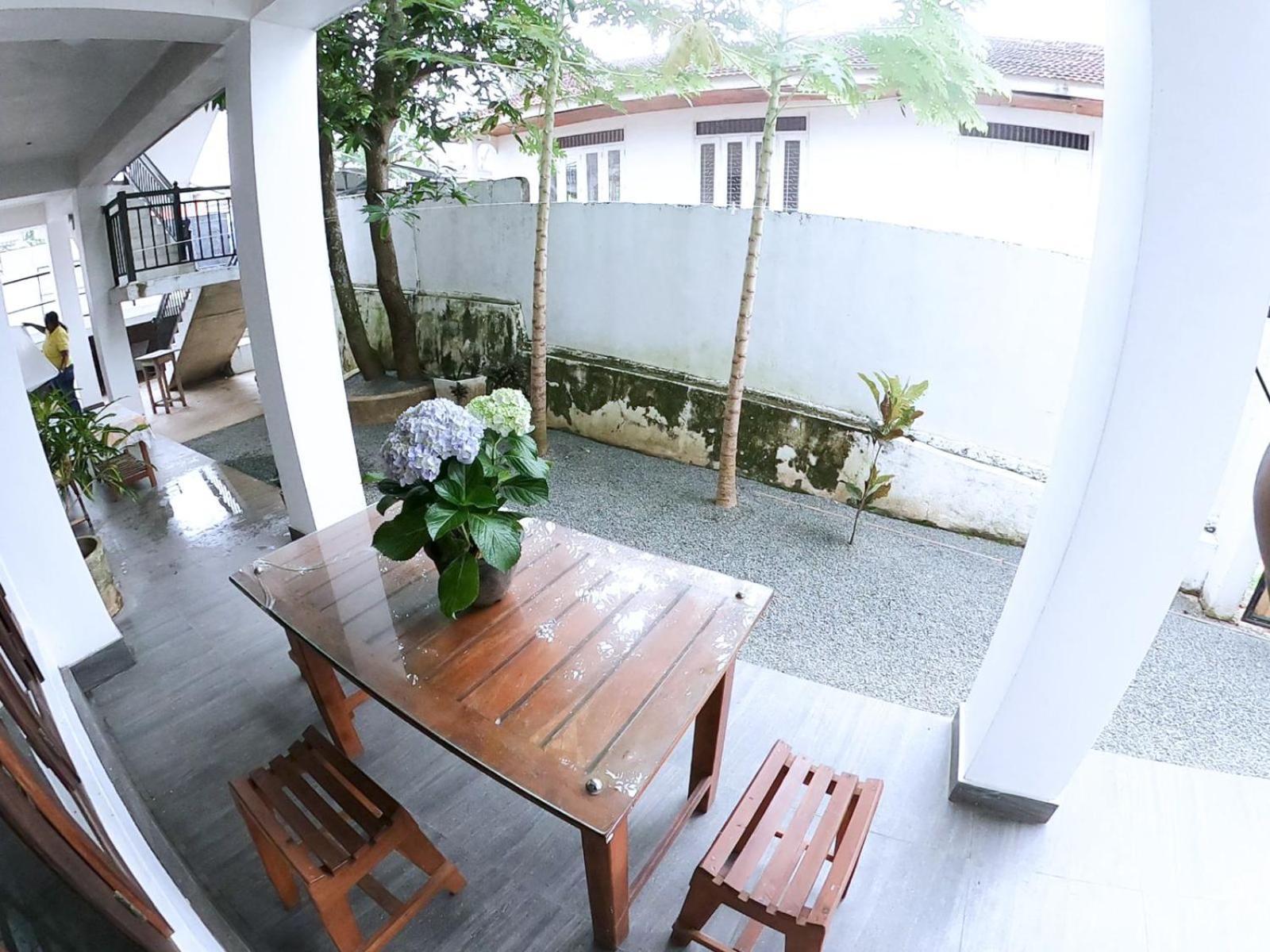 Happy Tuna Guesthouse Hikkaduwa Ngoại thất bức ảnh