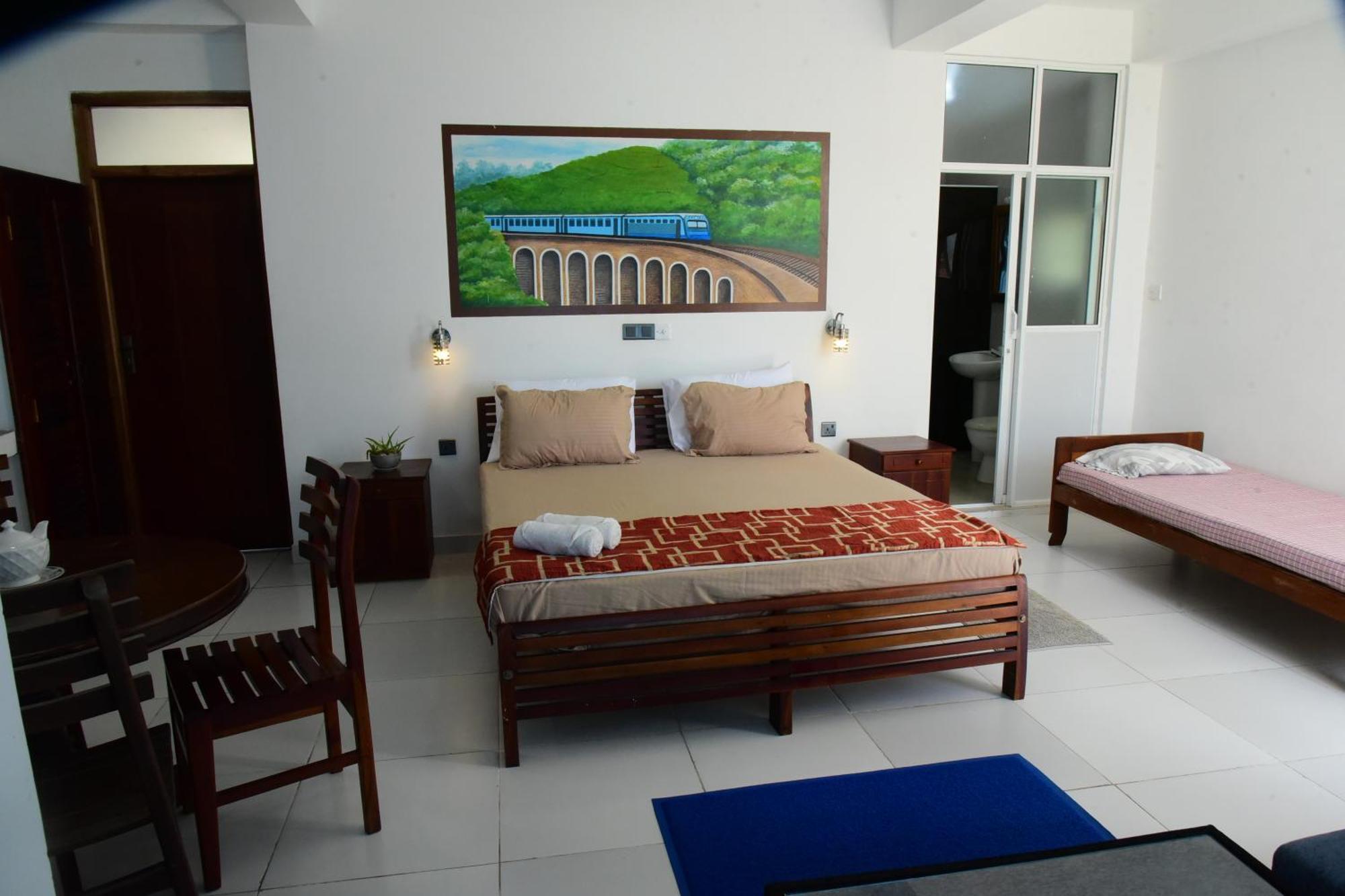 Happy Tuna Guesthouse Hikkaduwa Ngoại thất bức ảnh