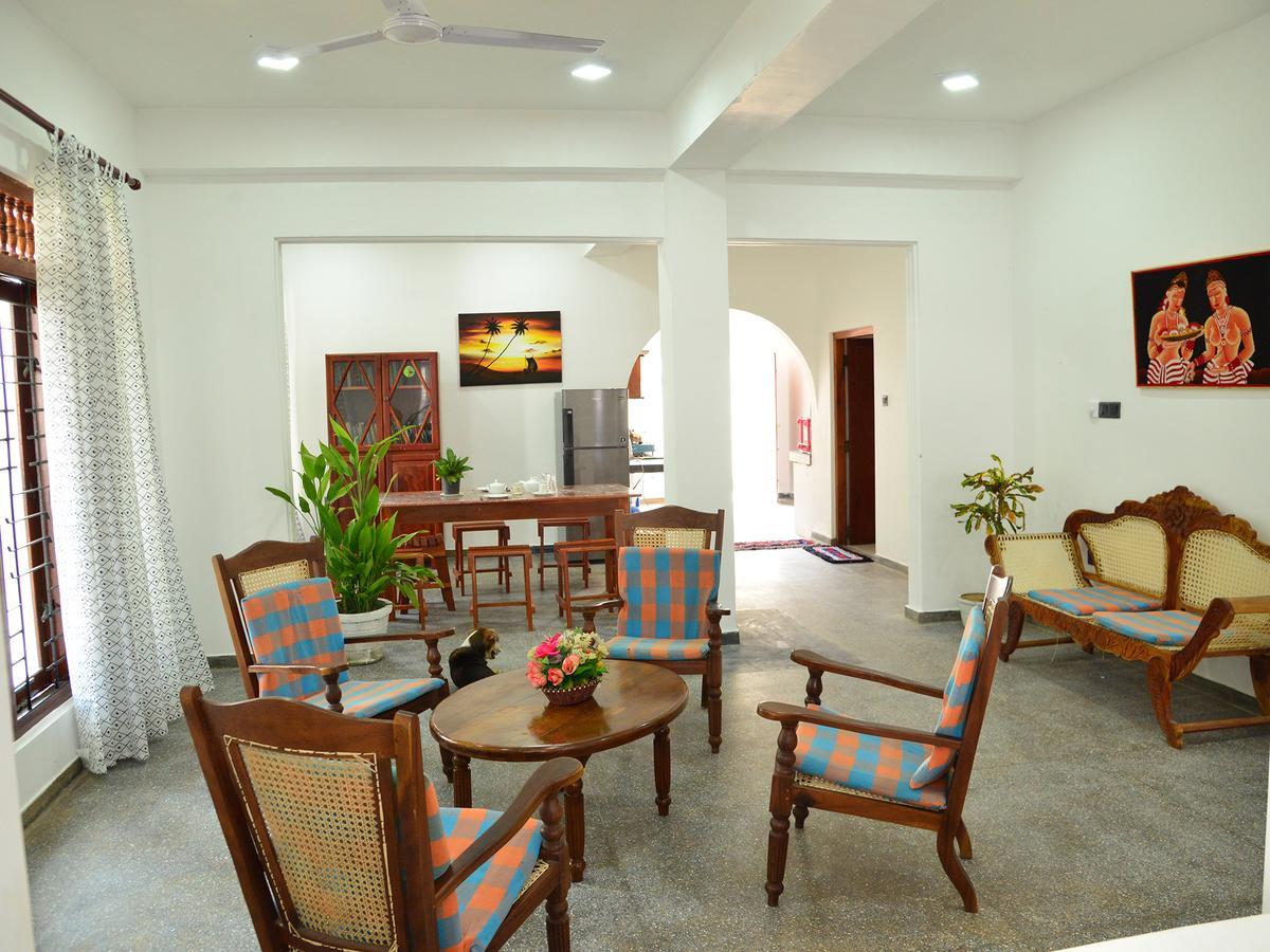 Happy Tuna Guesthouse Hikkaduwa Ngoại thất bức ảnh